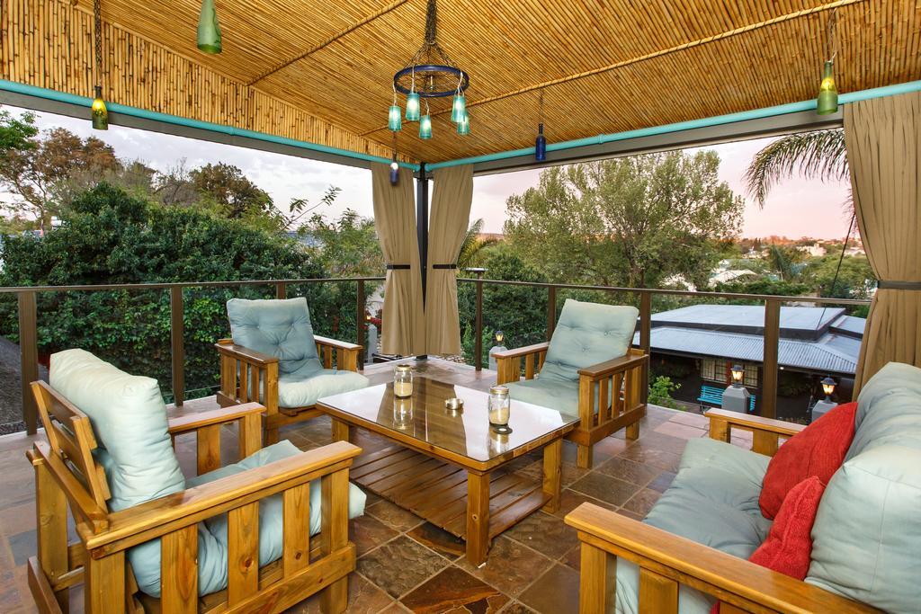 Miles B&B Guest House Oudtshoorn Esterno foto