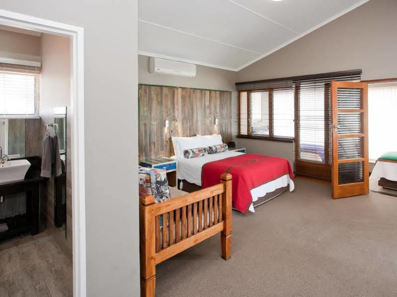 Miles B&B Guest House Oudtshoorn Esterno foto